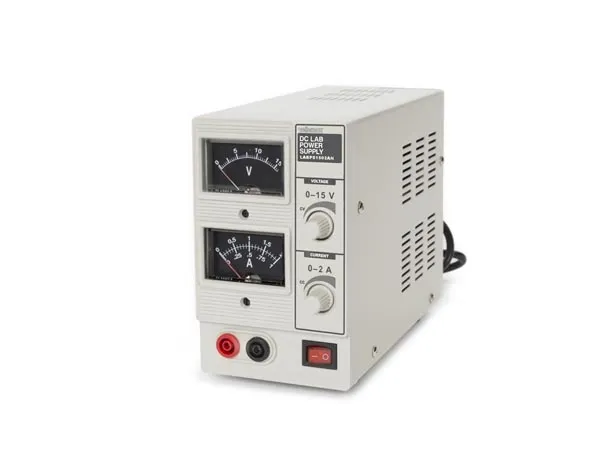 Labornetzgerät 0-15V DC / 0-2A Analog